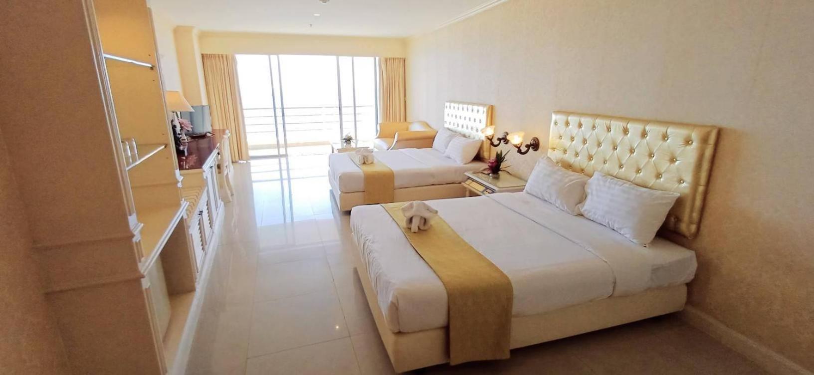 Adriatic Palace Hotel Pattaya Exteriör bild