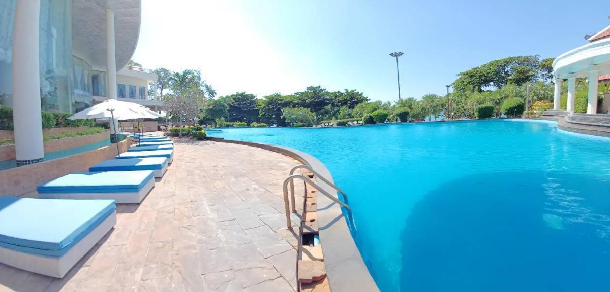 Adriatic Palace Hotel Pattaya Exteriör bild