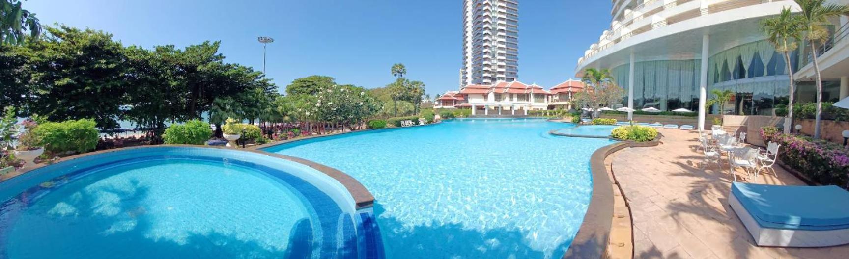 Adriatic Palace Hotel Pattaya Exteriör bild