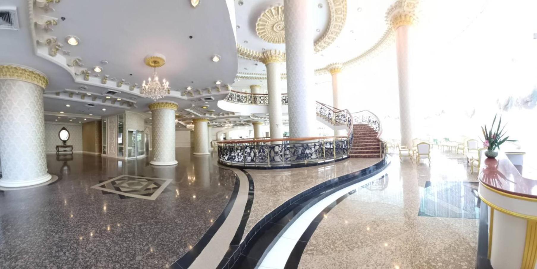 Adriatic Palace Hotel Pattaya Exteriör bild