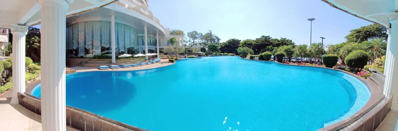 Adriatic Palace Hotel Pattaya Exteriör bild
