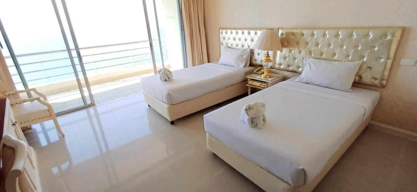 Adriatic Palace Hotel Pattaya Exteriör bild