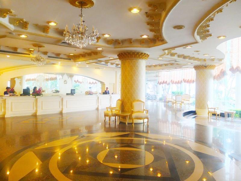 Adriatic Palace Hotel Pattaya Exteriör bild