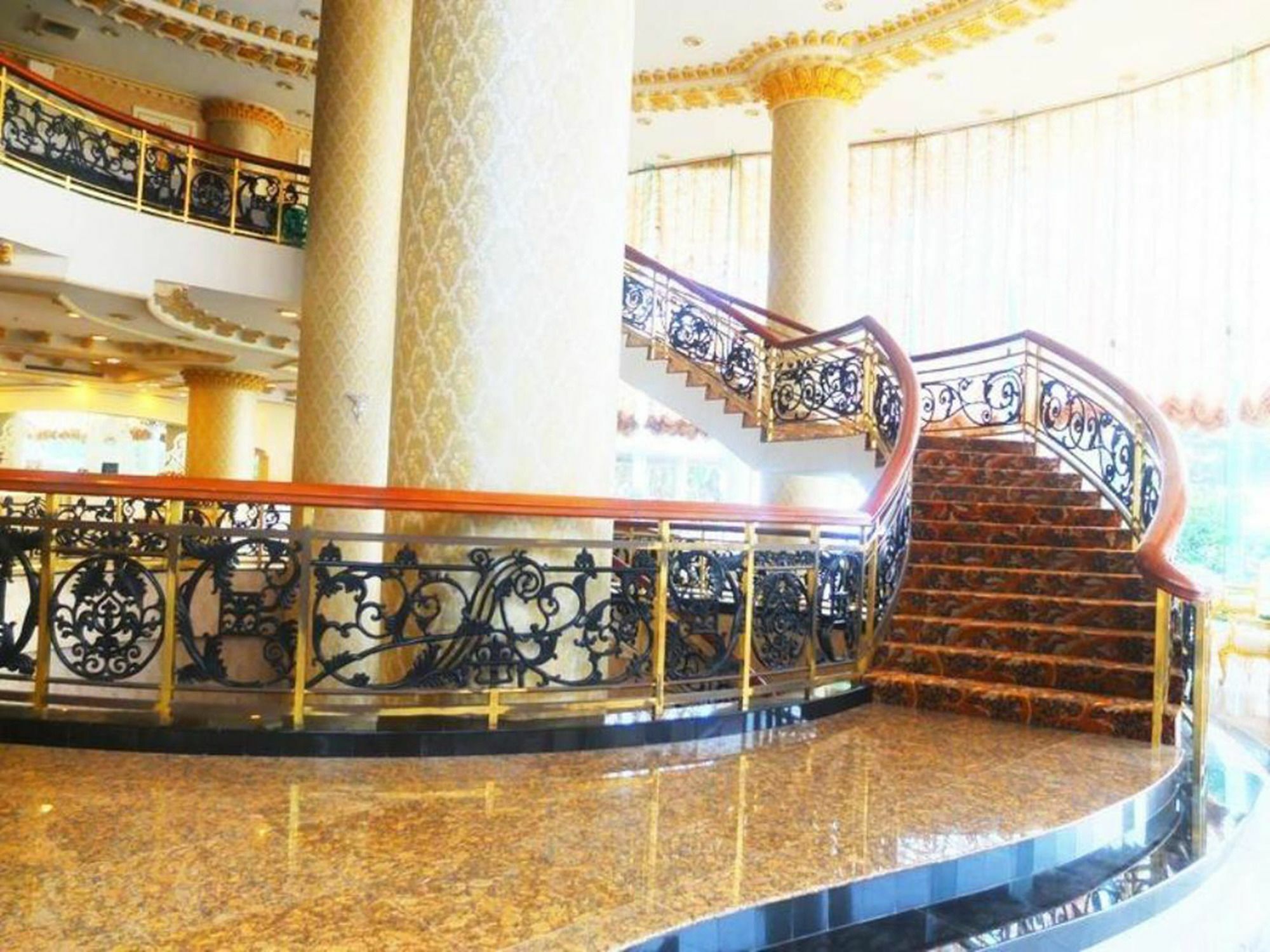 Adriatic Palace Hotel Pattaya Exteriör bild